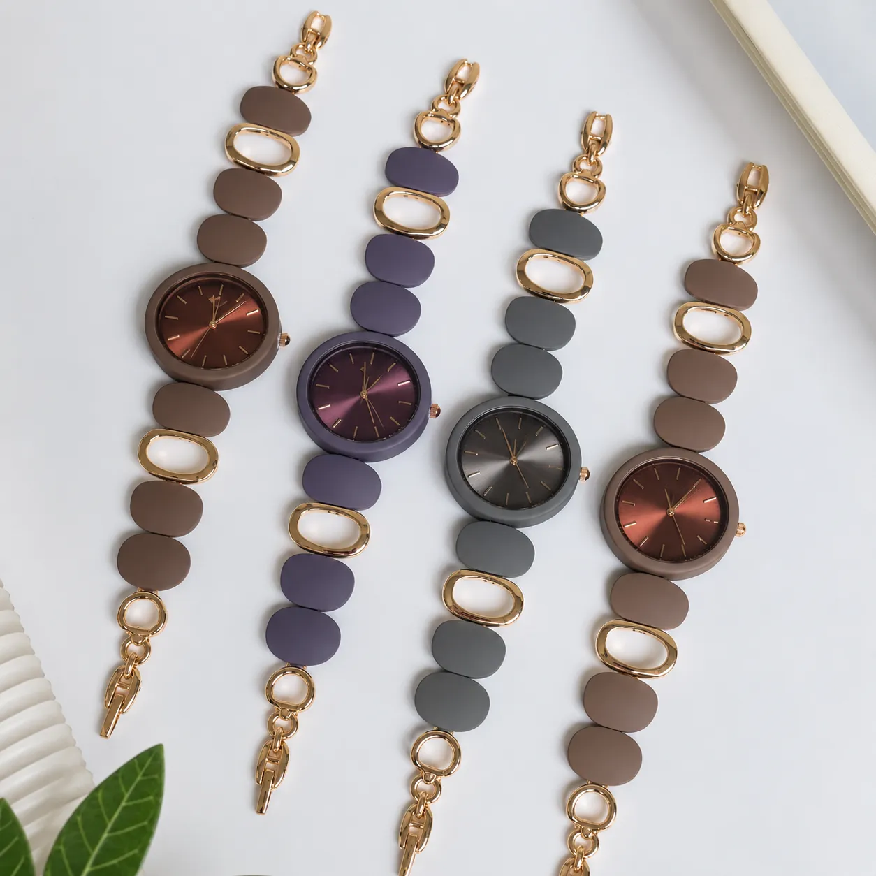 Elegant Designer Bracelet Watch for Women